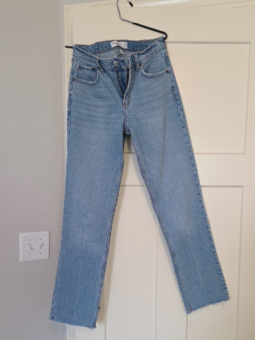 Abercrombie & Fitch Light Blue Curve Love 90's Straight Leg Jeans